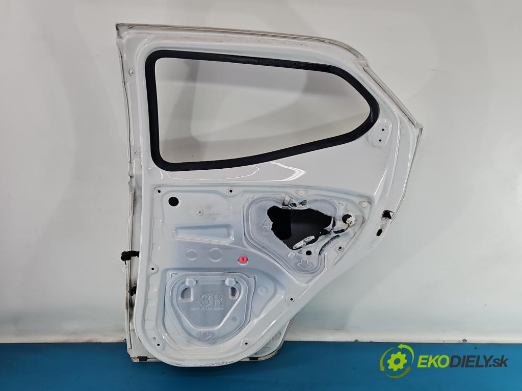 Toyota Aygo II 2014-2022 1.0 vvti 72 HP manual 53 kW 998 cm3 5- dvere zadné pravé  (Kľučka dverí ostatné)