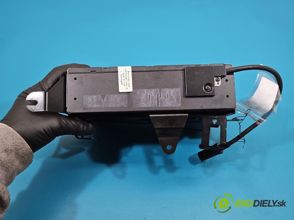 Audi A3 8L 1996-2003 1.8 20V 125 HP manual 92 kW 1781 cm3 5- Menič: cd 8L0035113D (CD menič)