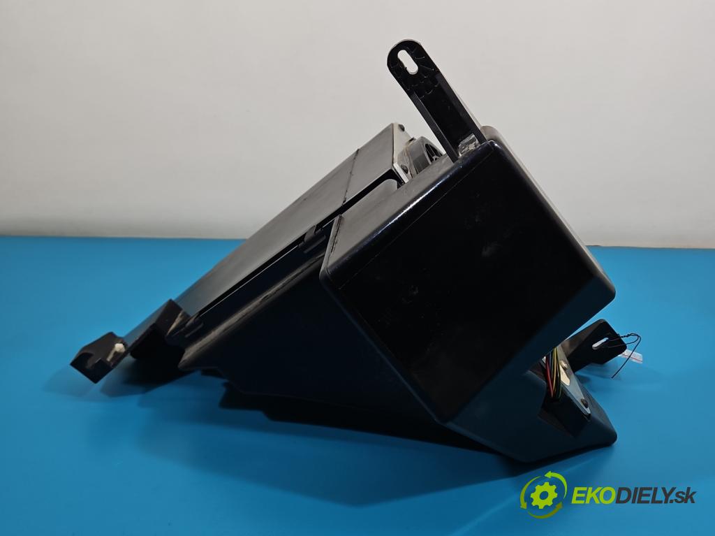 Audi A3 8L 1996-2003 1.8 20V 125 HP manual 92 kW 1781 cm3 5- Subwoofer: 8L0035381G (Audio zariadenie)