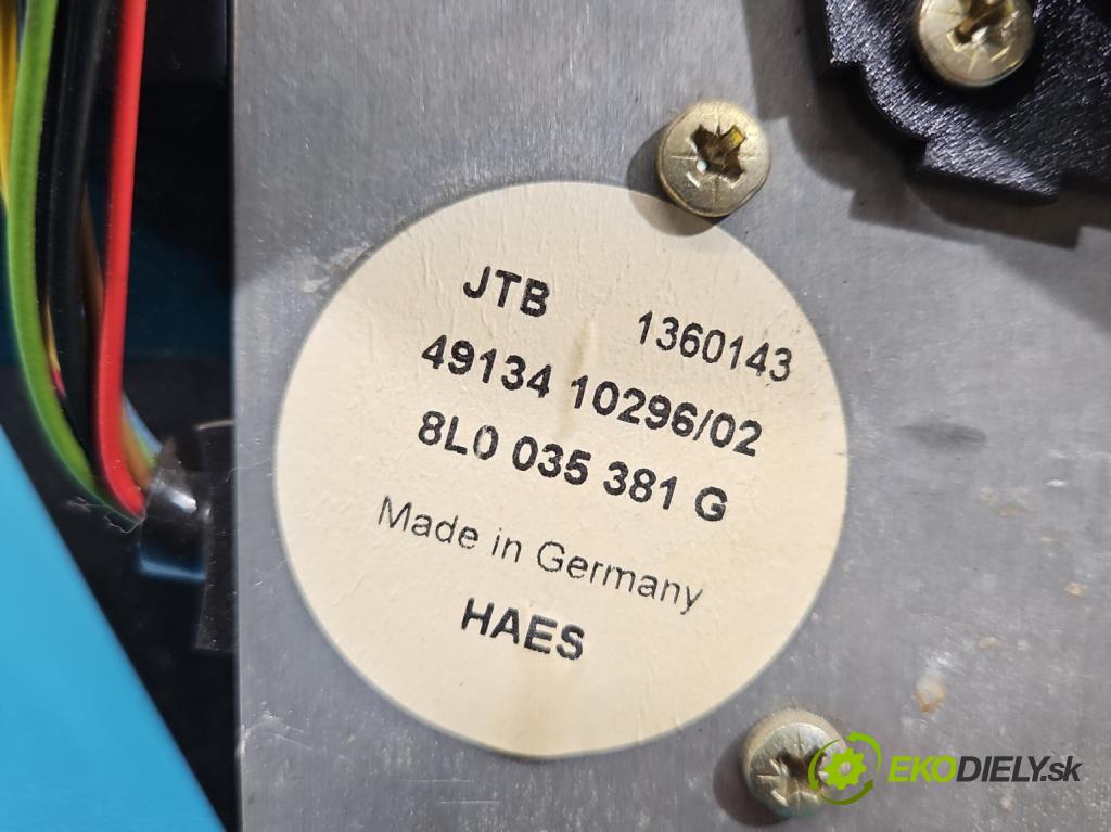 Audi A3 8L 1996-2003 1.8 20V 125 HP manual 92 kW 1781 cm3 5- Subwoofer: 8L0035381G (Audio zariadenie)