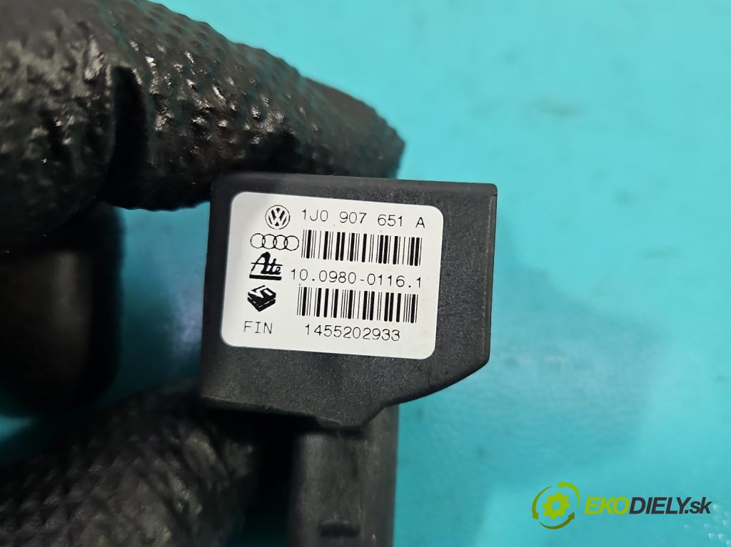 Audi A3 8L 1996-2003 1.8 20V 125 HP manual 92 kW 1781 cm3 5- snímač ESP 1J0907651A