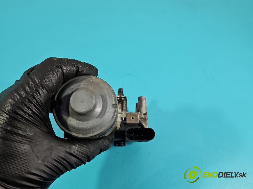 Vw Passat CC 2008-2016 2.0 tdi 170 HP manual 125 kW 1968 cm3 4- motor stieračov predné 3C8955119