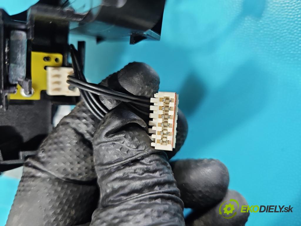 Vw Passat CC 2008-2016 2.0 tdi 170 HP manual 125 kW 1968 cm3 4- prepínač komplex: 3C5953513AF (Prepínacie páčky pod volantom)