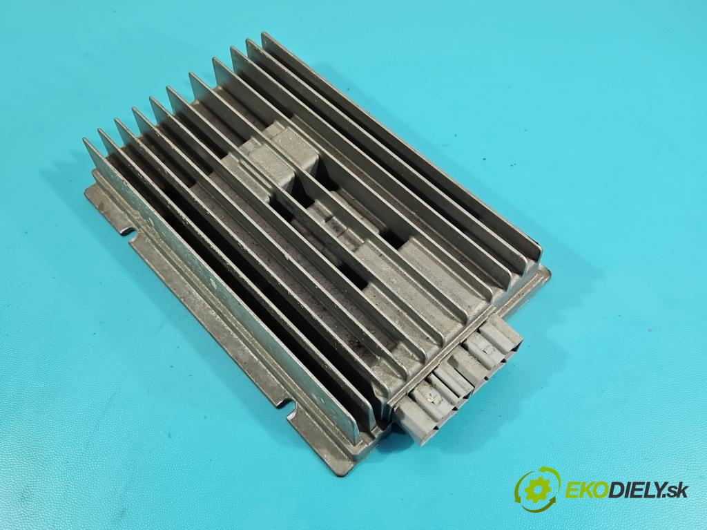 Vw Passat CC 2008-2016 2.0 tdi 170 HP manual 125 kW 1968 cm3 4- Zesilovač: 3C8035456C (Zosilňovač)