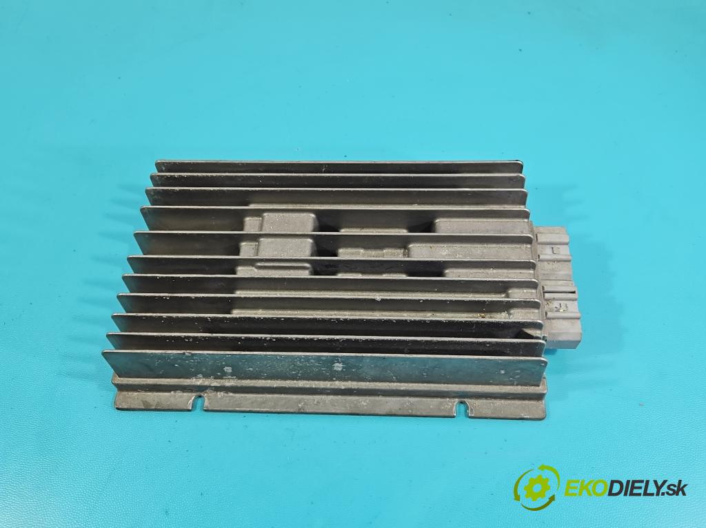 Vw Passat CC 2008-2016 2.0 tdi 170 HP manual 125 kW 1968 cm3 4- Zesilovač: 3C8035456C (Zosilňovač)