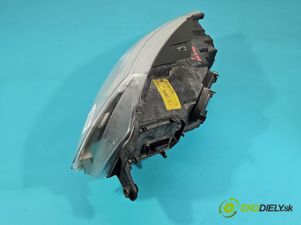 Vw Passat CC 2008-2016 2.0 tdi 170 HP manual 125 kW 1968 cm3 4- Reflektor: pravý 3C8941752C (Svetlo predné pravé)