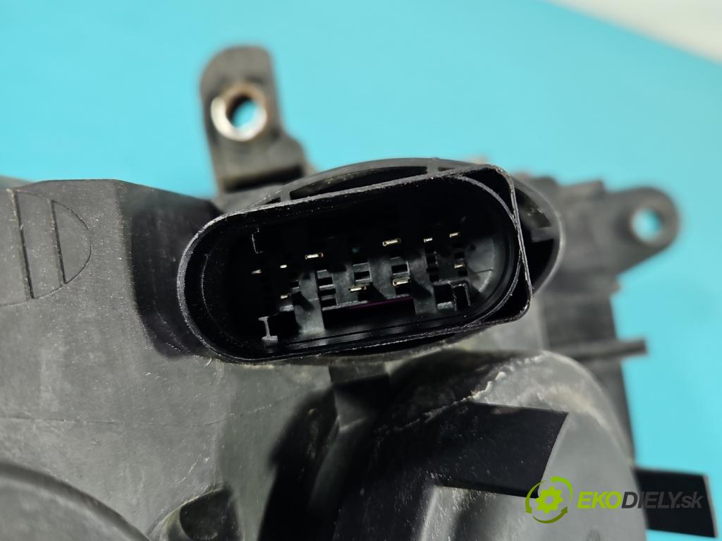 Vw Passat CC 2008-2016 2.0 tdi 170 HP manual 125 kW 1968 cm3 4- Reflektor: pravý 3C8941752C (Svetlo predné pravé)