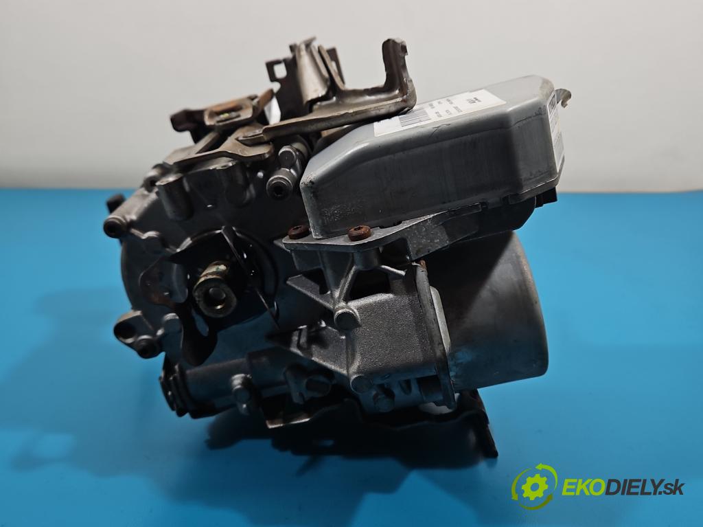 Renault Clio III 2005-2012 1.5 dci 68 HP manual 50 kW 1461 cm3 3- čerpadlo posilovač 8200826807-A (Servočerpadlo)