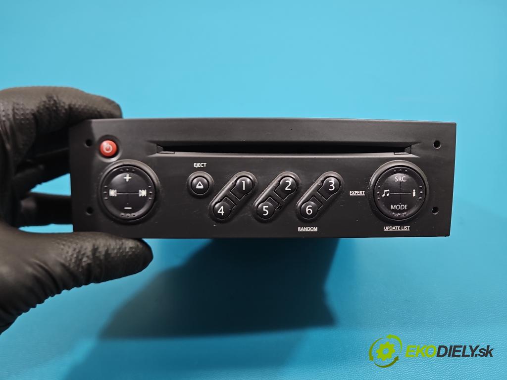 Renault Clio III 2005-2012 1.5 dci 68 HP manual 50 kW 1461 cm3 3- Radio originál 8200633623B