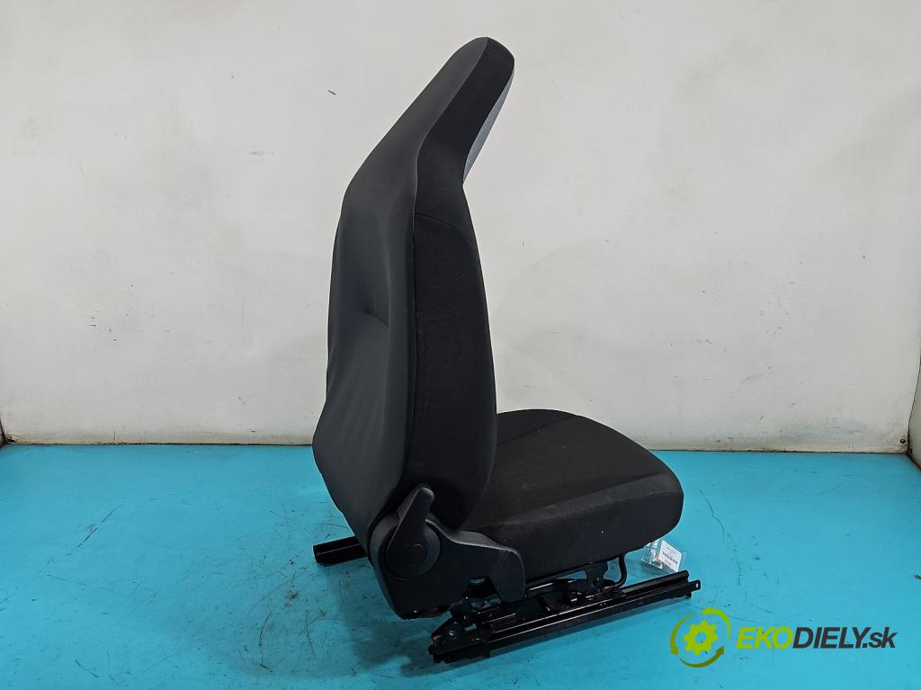 Vw Up 1.0 MPI 60 HP manual 44 kW 999 cm3 3- Sedačka ľavý (Sedadlo)