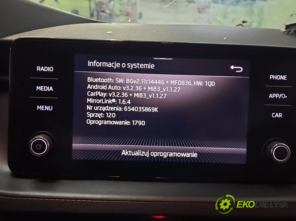 Skoda Kamiq 1.0 TSI 110 HP automatic 81 kW 999 cm3 5- Radio originál 654035869K