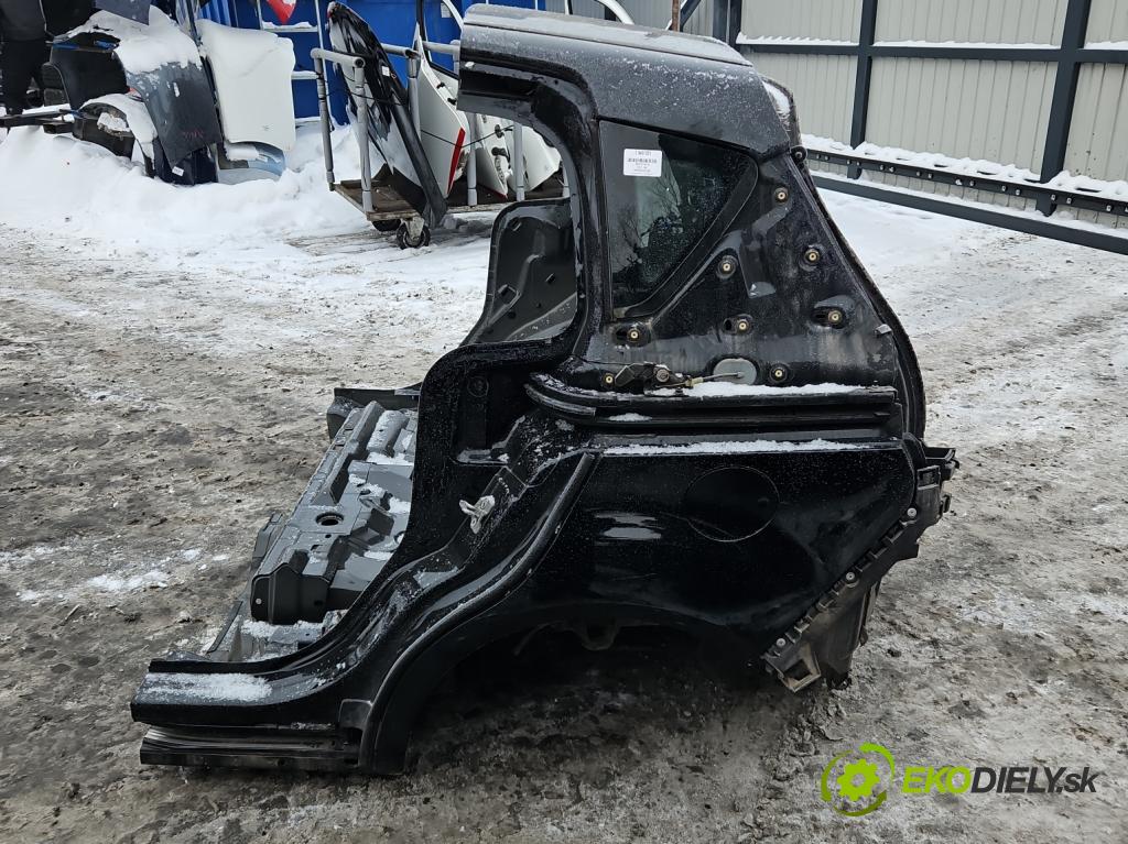 Ford B-Max  1.0 T 101 hp manual 74 kW 998 cm3 5- blatnik zadní levý 