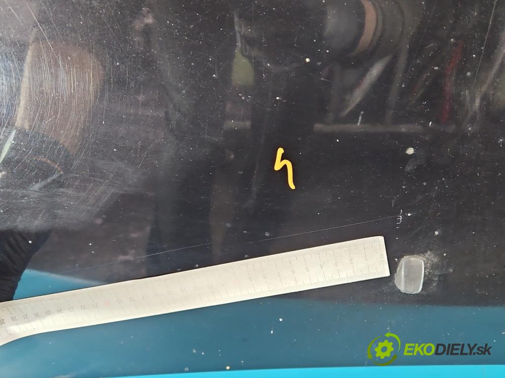 Kia Carnival II 2005-2014 2.9 crdi 185 hp manual 136 kW 2902 cm3 5- kapota přední