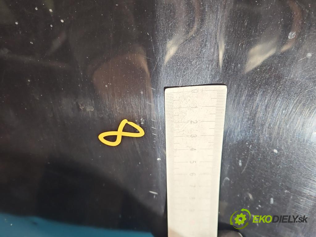 Kia Carnival II 2005-2014 2.9 crdi 185 hp manual 136 kW 2902 cm3 5- kapota přední