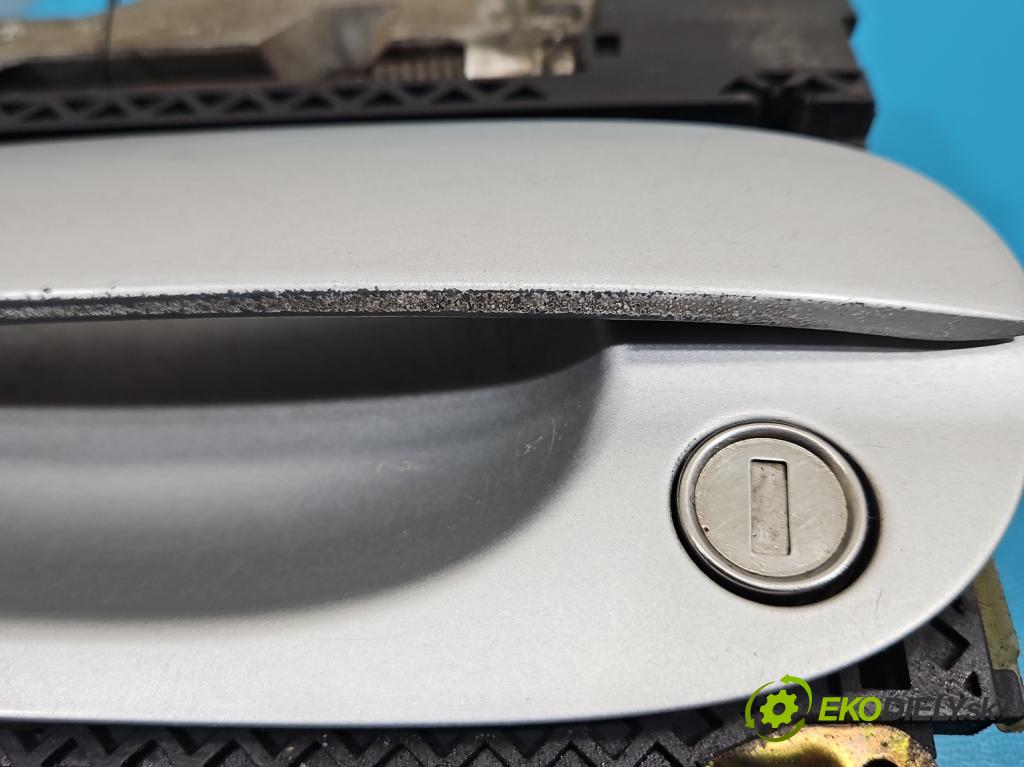 Bmw 5 E39 1996-2003 2.0 R6 150 HP manual 110 kW 1991 cm3 4- rukoväť predné ľavé mimo:  (Kľučka dverí vonkajšia predná ľavá)