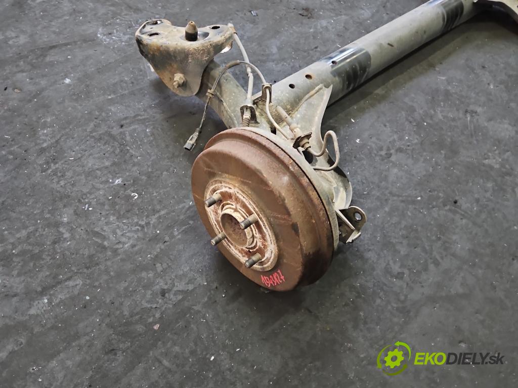 Ford B-Max  1.0 T 101 hp manual 74 kW 998 cm3 5- zadní výztuha  (Zadní výztuha)