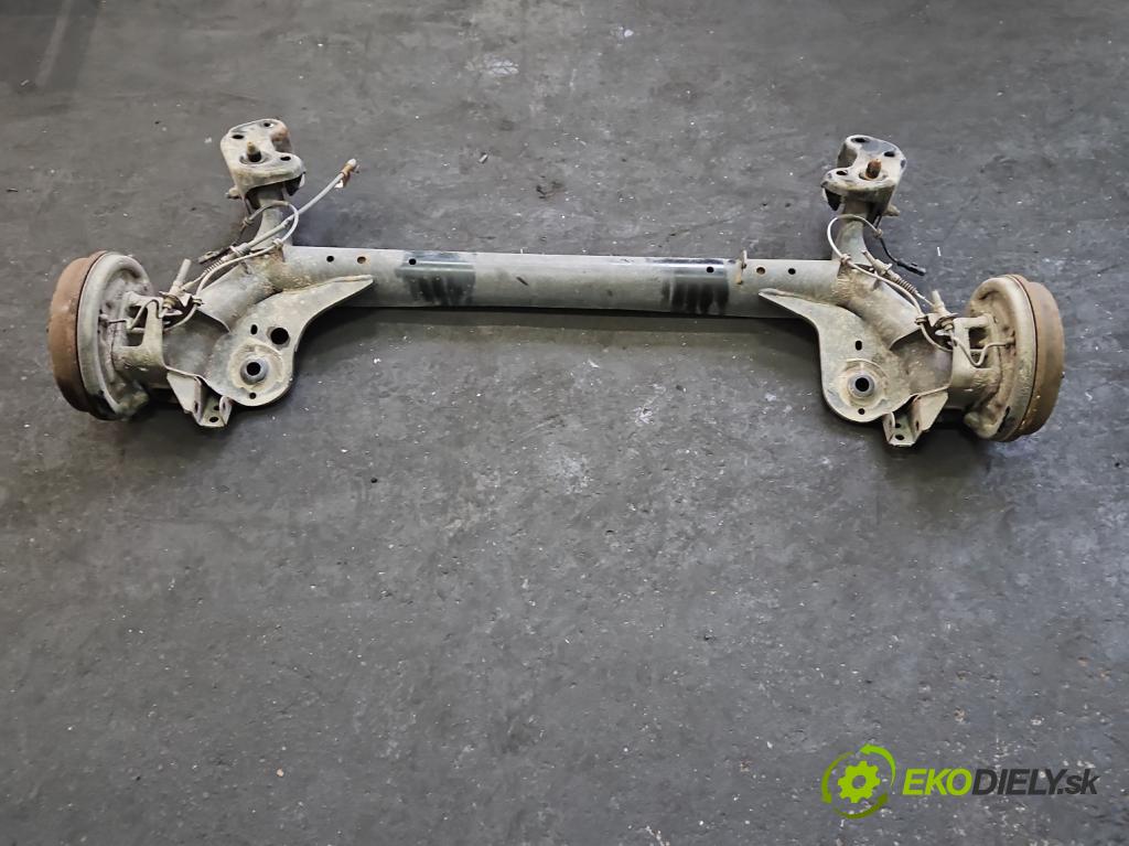 Ford B-Max  1.0 T 101 hp manual 74 kW 998 cm3 5- zadní výztuha  (Zadní výztuha)