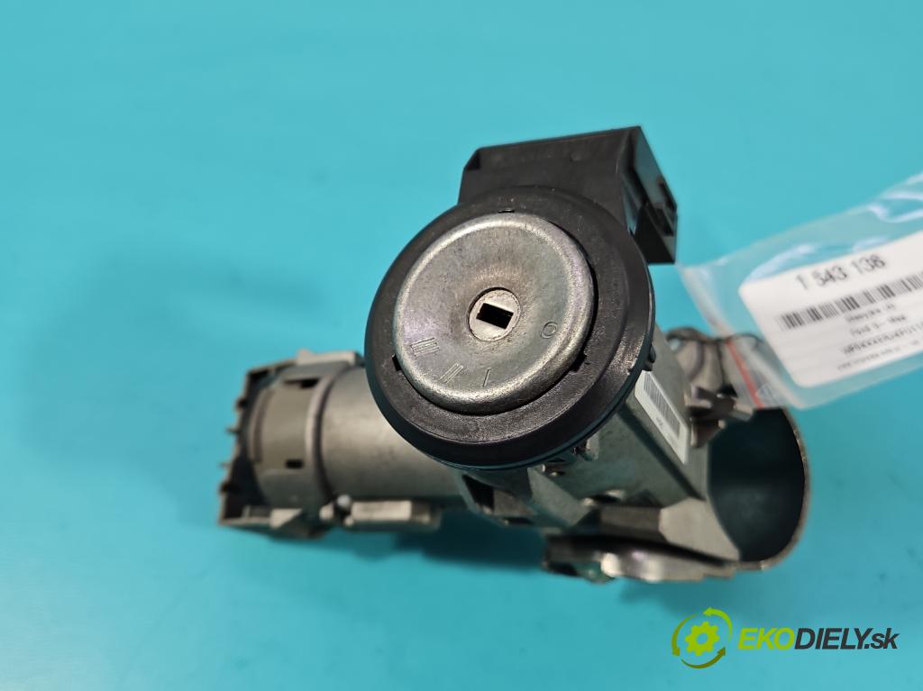 Ford B-Max  1.0 T 101 HP manual 74 kW 998 cm3 5- Spínačka 8A6T-15607-AC (Spínacia skrinka)