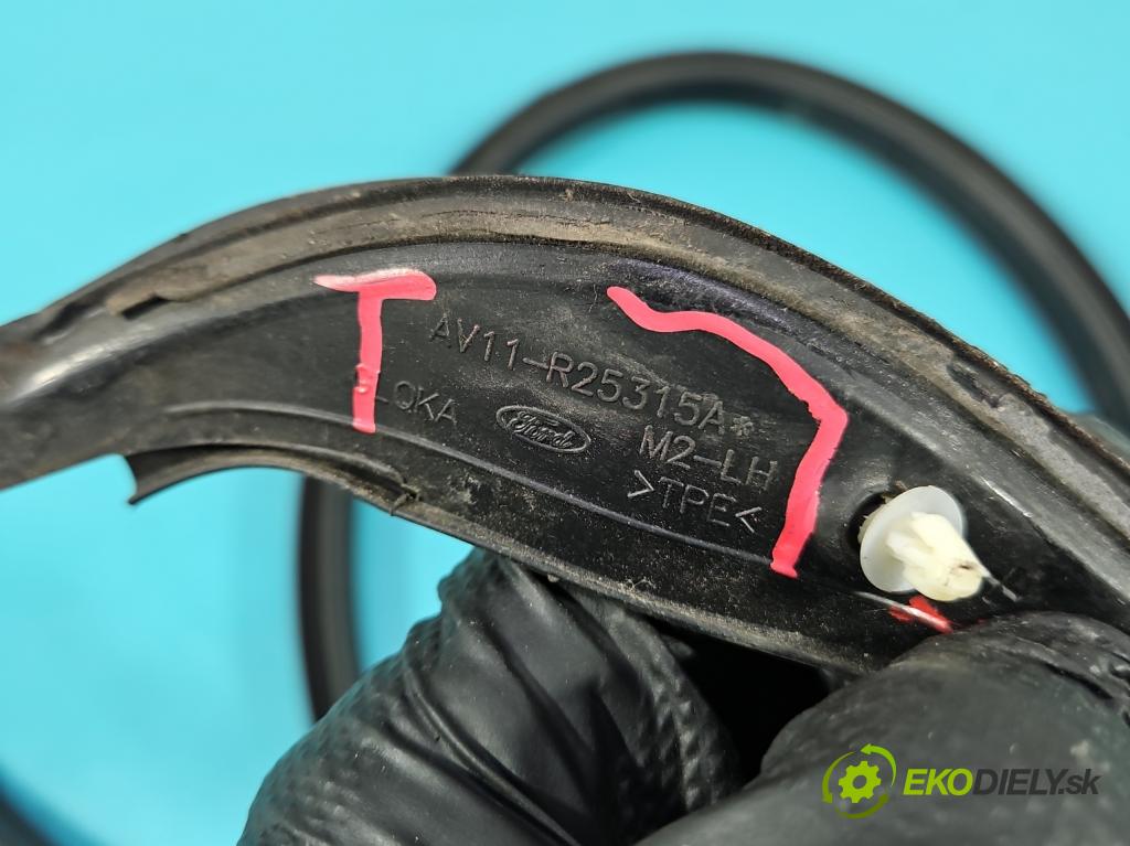 Ford B-Max  1.0 T 101 HP manual 74 kW 998 cm3 5- Těsnění: ostatné AV11-R25315A