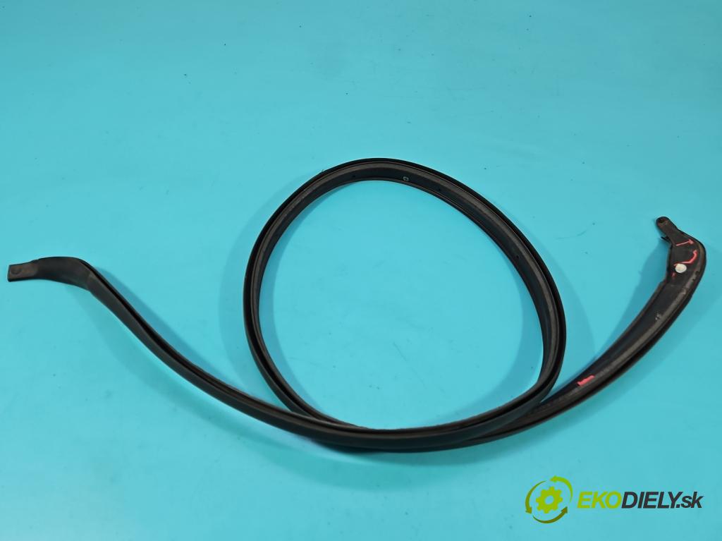 Ford B-Max  1.0 T 101 HP manual 74 kW 998 cm3 5- Těsnění: ostatné AV11-R25315A