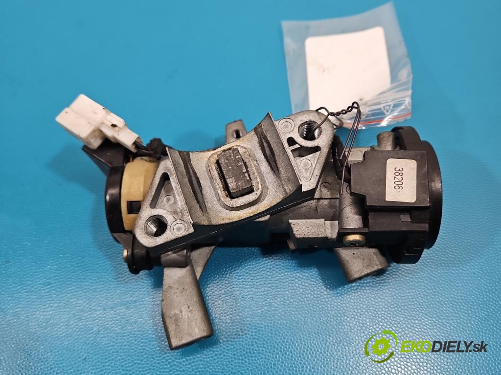 Mitsubishi Space star 1.9 dci 102 HP manual 75 kW 1870 cm3 5- Spínačka  (Spínacia skrinka)