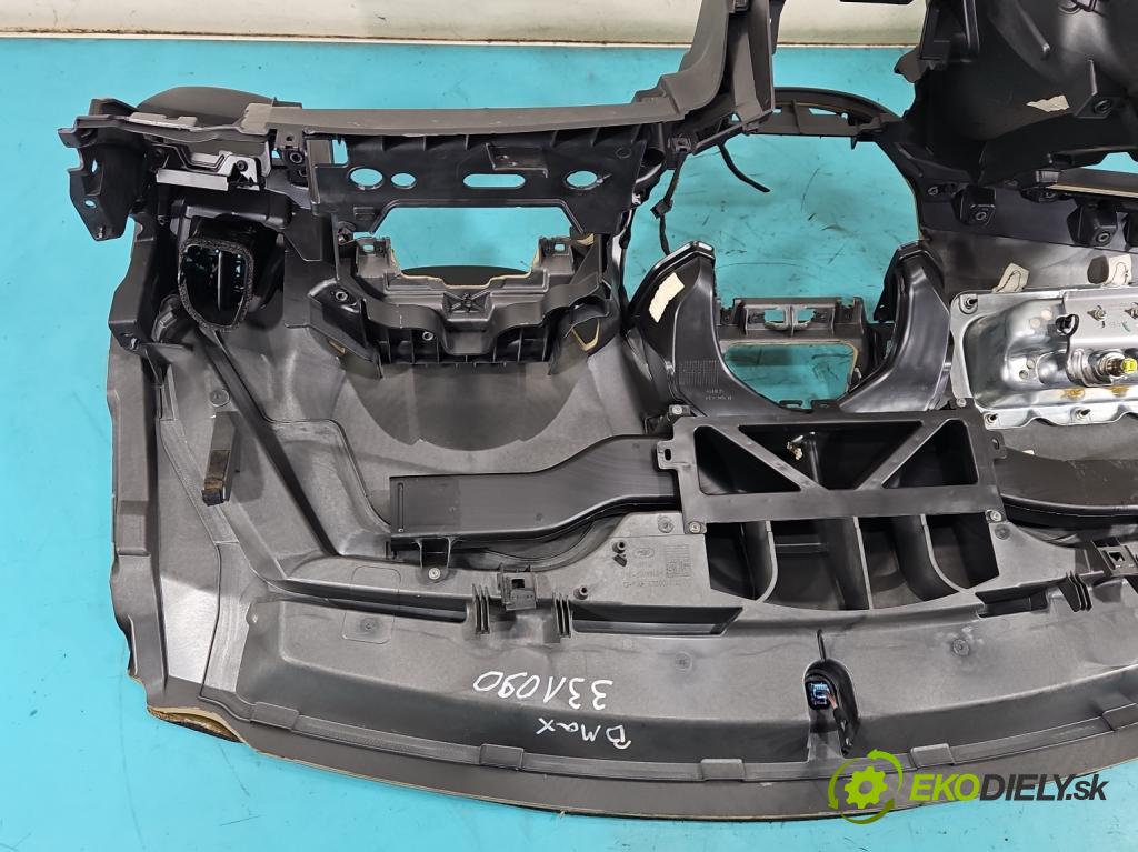 Ford B-Max  1.0 T 101 HP manual 74 kW 998 cm3 5- kokpit,pristrojová doska rozdeľovacia