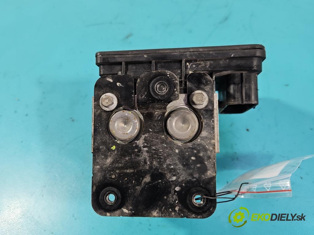 Ford B-Max  1.0 T 101 hp manual 74 kW 998 cm3 5- čerpadlo abs D1B1-2C405-AF (Pumpa ABS)