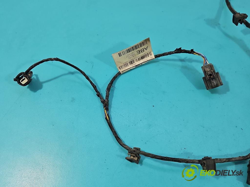 Ford B-Max  1.0 T 101 hp manual 74 kW 998 cm3 5- Balíček: nárazníku přední AV1T-15K867-ABE