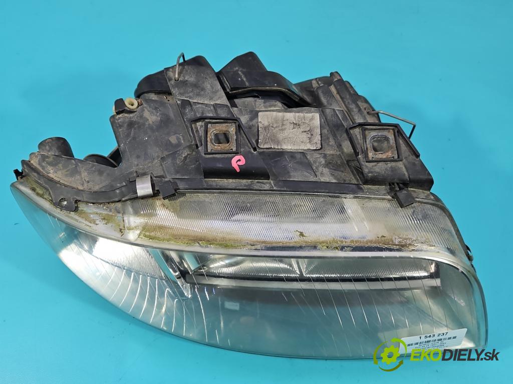 Audi A6 C5 1997-2004 1.9 tdi 131 HP manual 96 kW 1896 cm3 5- Reflektor: pravý  (Svetlo predné pravé)