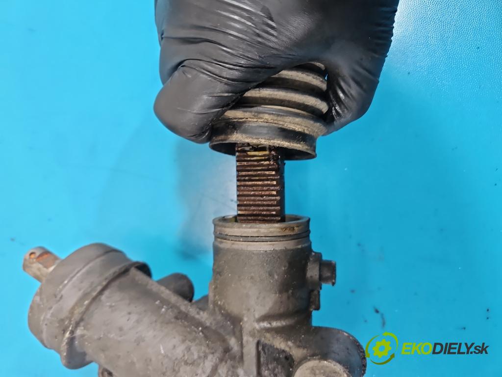 Audi A6 C5 1997-2004 1.9 tdi 131 HP manual 96 kW 1896 cm3 5- Ozubené kolo: volant 4B1422066N