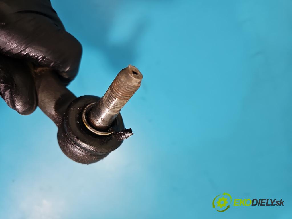 Vw Golf III 1991-1998 1.9 TD 75 HP manual 55 kW 1896 cm3 3- Ozubené kolo: volant