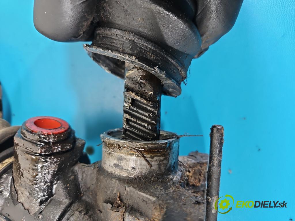 Vw Golf III 1991-1998 1.9 TD 75 HP manual 55 kW 1896 cm3 3- Ozubené kolo: volant