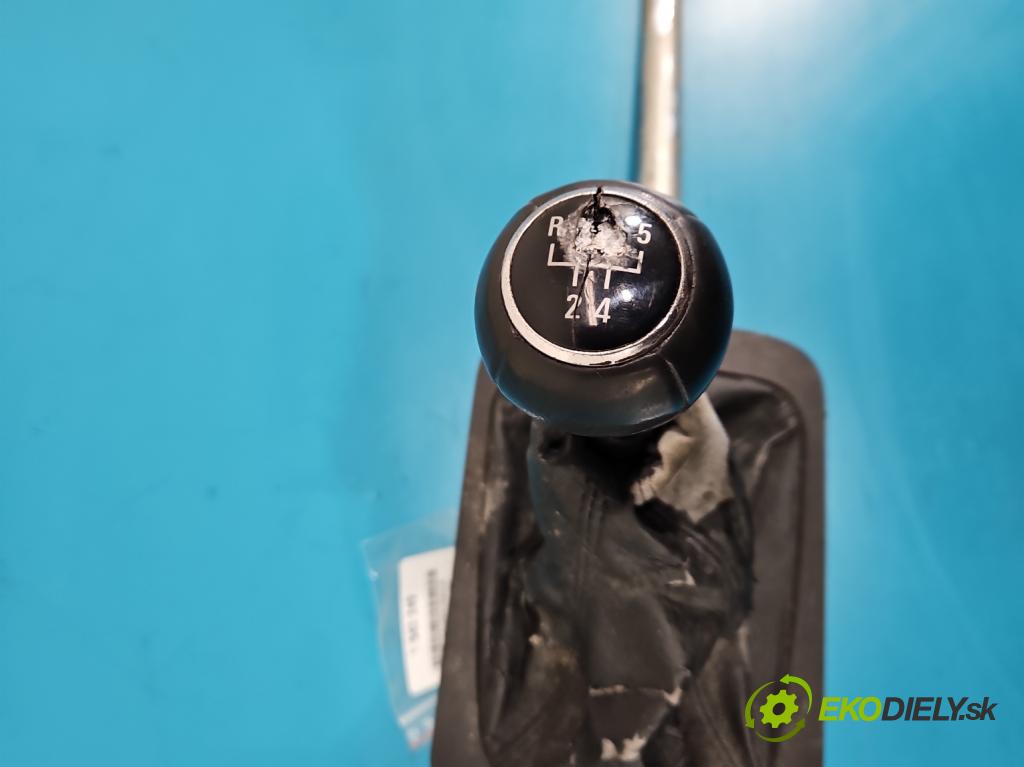 Opel Zafira A 1999-2005 1.8 16V 125 HP manual 92 kW 1796 cm3 5- Páka: Změny: stupeň,rýchlosť  (Rýchlostná páka (kulisa))