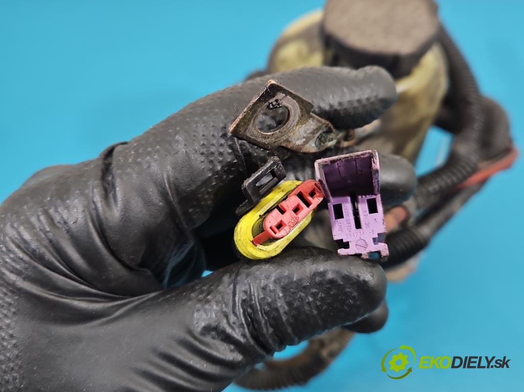 Opel Zafira A 1999-2005 1.8 16V 125 HP manual 92 kW 1796 cm3 5- čerpadlo posilovač  (Servočerpadlo)