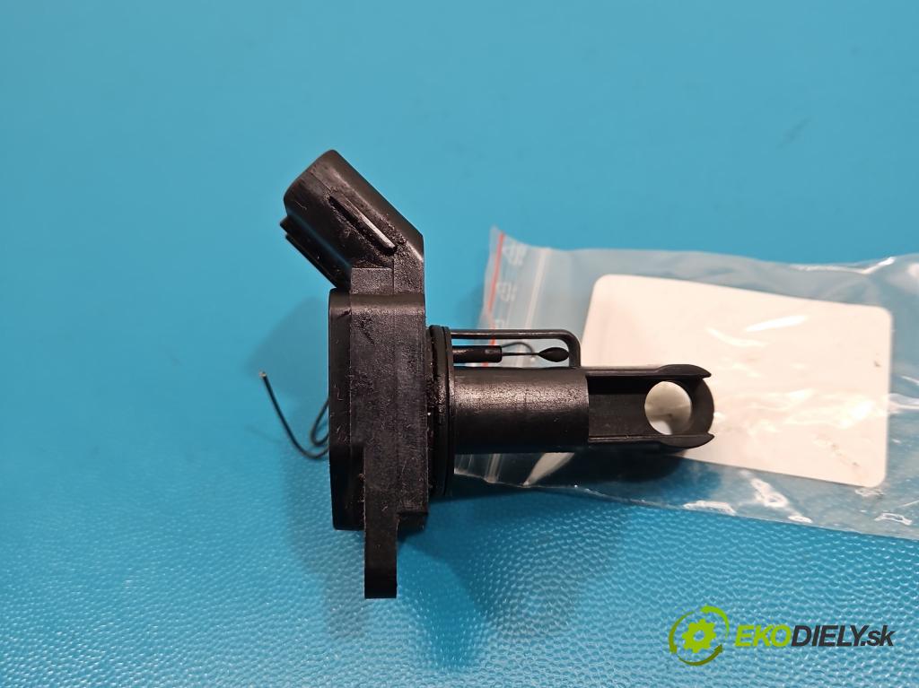 Toyota Corolla E11 1997-2002 1.4 vvti 97KM manual 71 kW 1398 cm3 5- průtokoměr: 22204-15010 (Váha vzduchu)