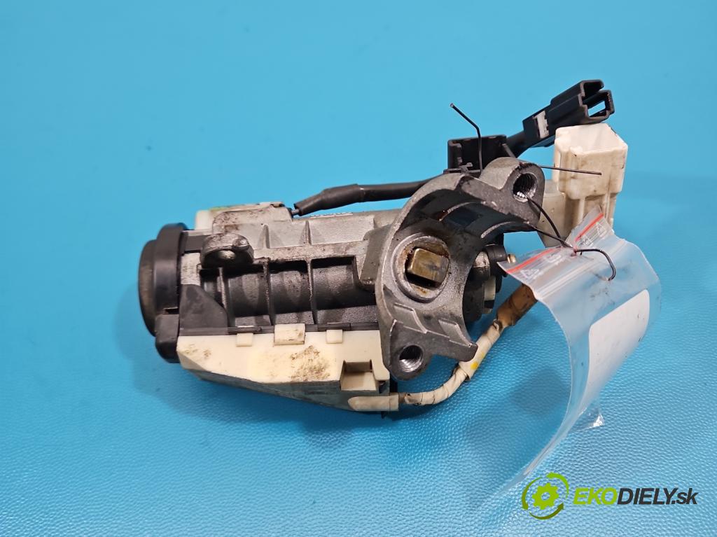 Toyota Corolla E11 1997-2002 1.4 vvti 97KM manual 71 kW 1398 cm3 5- Spínačka 45020-05-2 (Spínacia skrinka)