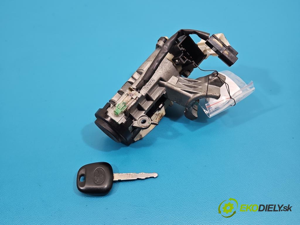 Toyota Corolla E11 1997-2002 1.4 vvti 97KM manual 71 kW 1398 cm3 5- Spínačka 45020-05-2 (Spínacia skrinka)