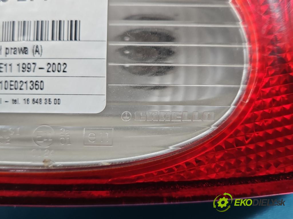 Toyota Corolla E11 1997-2002 1.4 vvti 97KM manual 71 kW 1398 cm3 5- svetlo / reflektor zadné pravé 54596293 (Kľučka dverí ostatné)
