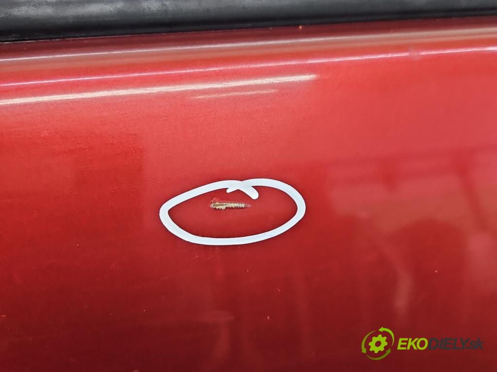 Toyota Corolla E11 1997-2002 1.4 vvti 97KM manual 71 kW 1398 cm3 5- dvere zadné ľavé  (Kľučka dverí ostatné)