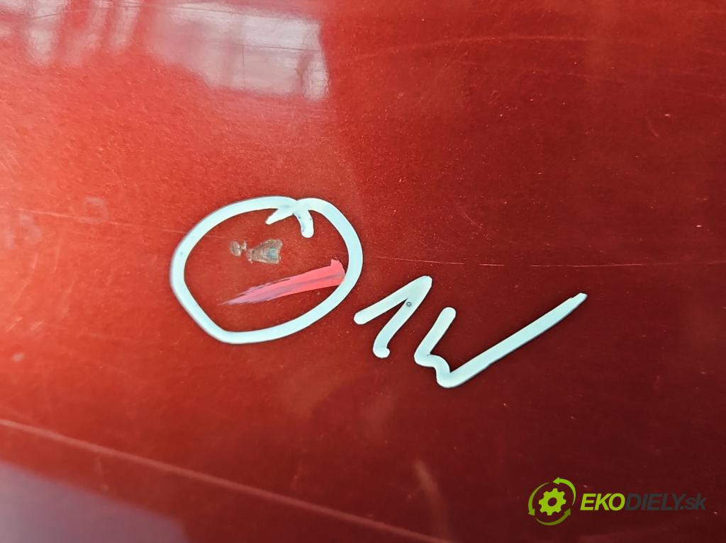 Toyota Corolla E11 1997-2002 1.4 vvti 97KM manual 71 kW 1398 cm3 5- dvere zadné ľavé  (Kľučka dverí ostatné)