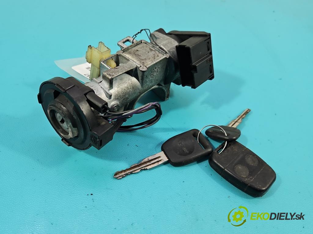 Land rover Freelander I 1998-2006 2.0 TD 98 HP manual 72 kW 1994 cm3 3- Spínačka 04152502 (Spínacia skrinka)