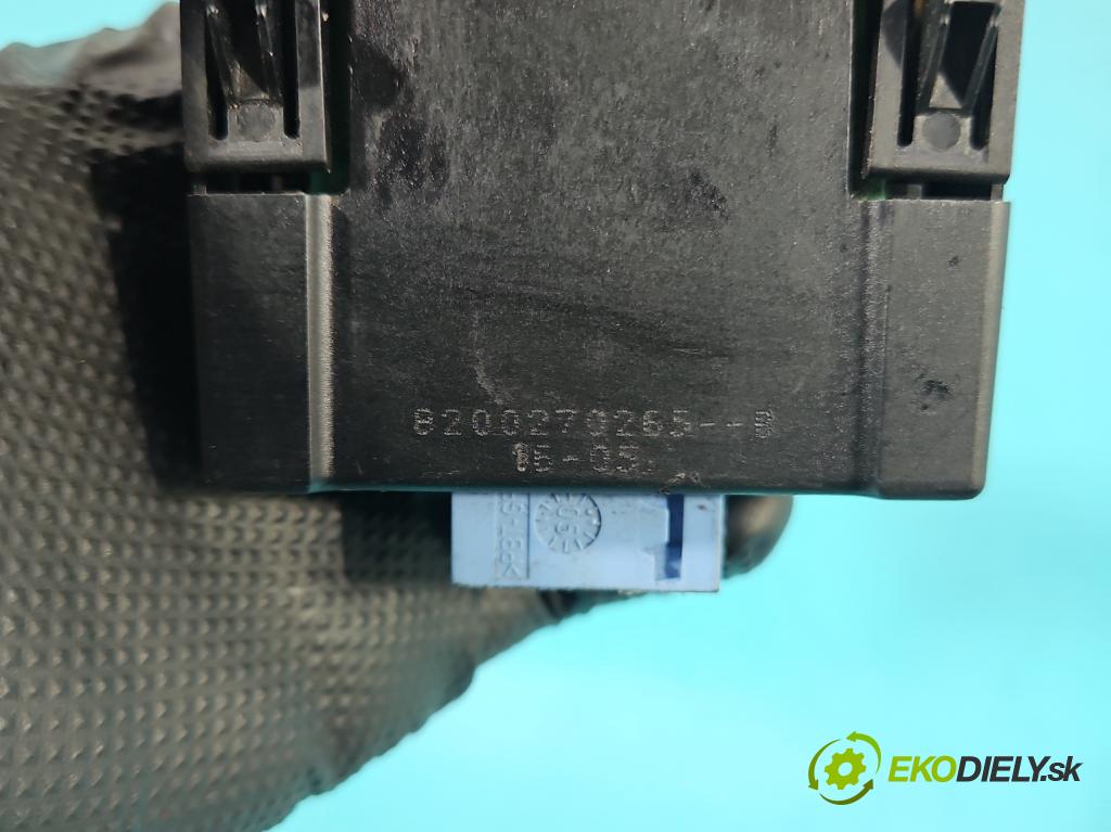 Renault Scenic II 2003-2009 1.5 dci 101 HP manual 74 kW 1461 cm3 5- prepínač brzda: ručný 8200270265 (Prepínacie páčky pod volantom)