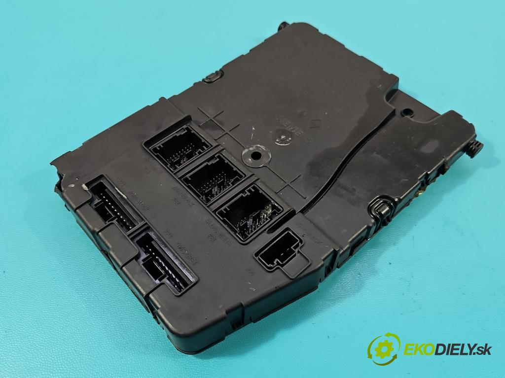 Renault Scenic II 2003-2009 1.5 dci 101 HP manual 74 kW 1461 cm3 5- riadiaca jednotka ostatné 8200309690