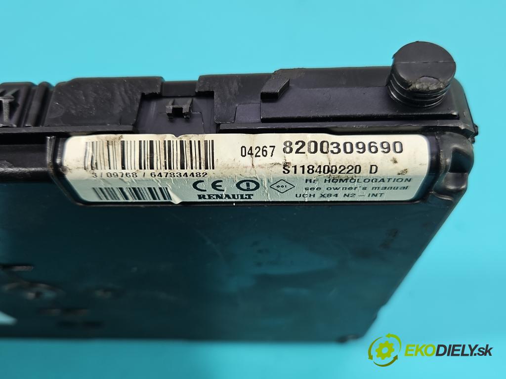 Renault Scenic II 2003-2009 1.5 dci 101 HP manual 74 kW 1461 cm3 5- riadiaca jednotka ostatné 8200309690