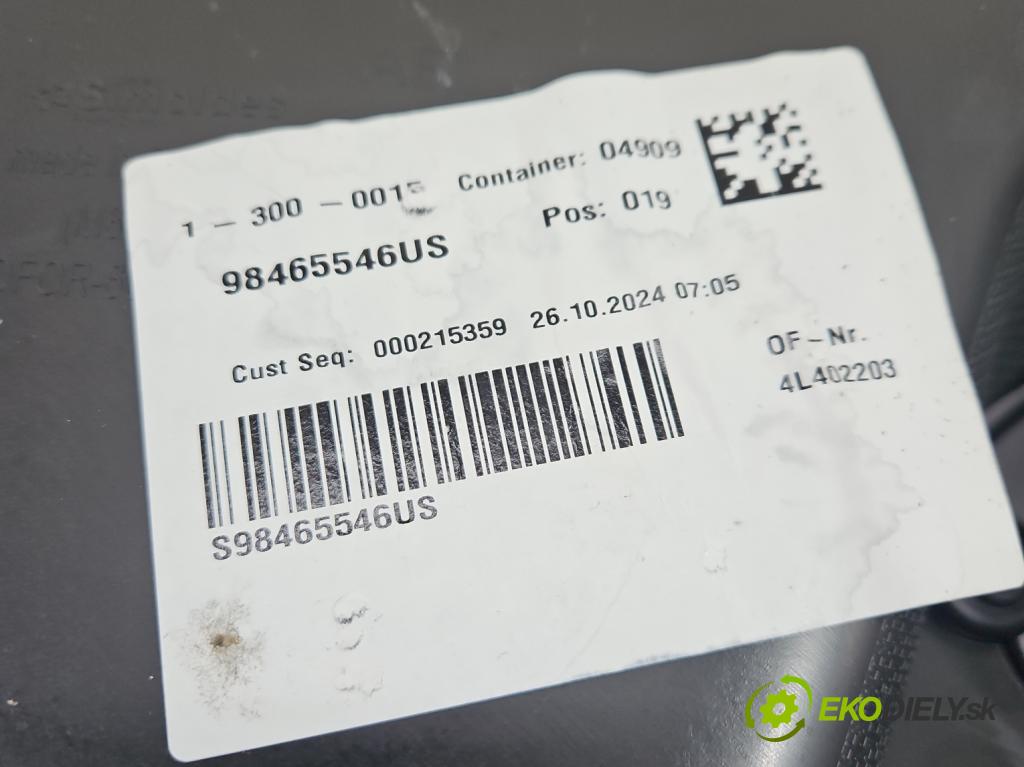 Opel Grandland 2017–2024 1.2 T 131 HP manual 96 kW 1199 cm3 5- Čalounictví: dvere zadné pravé 98465546