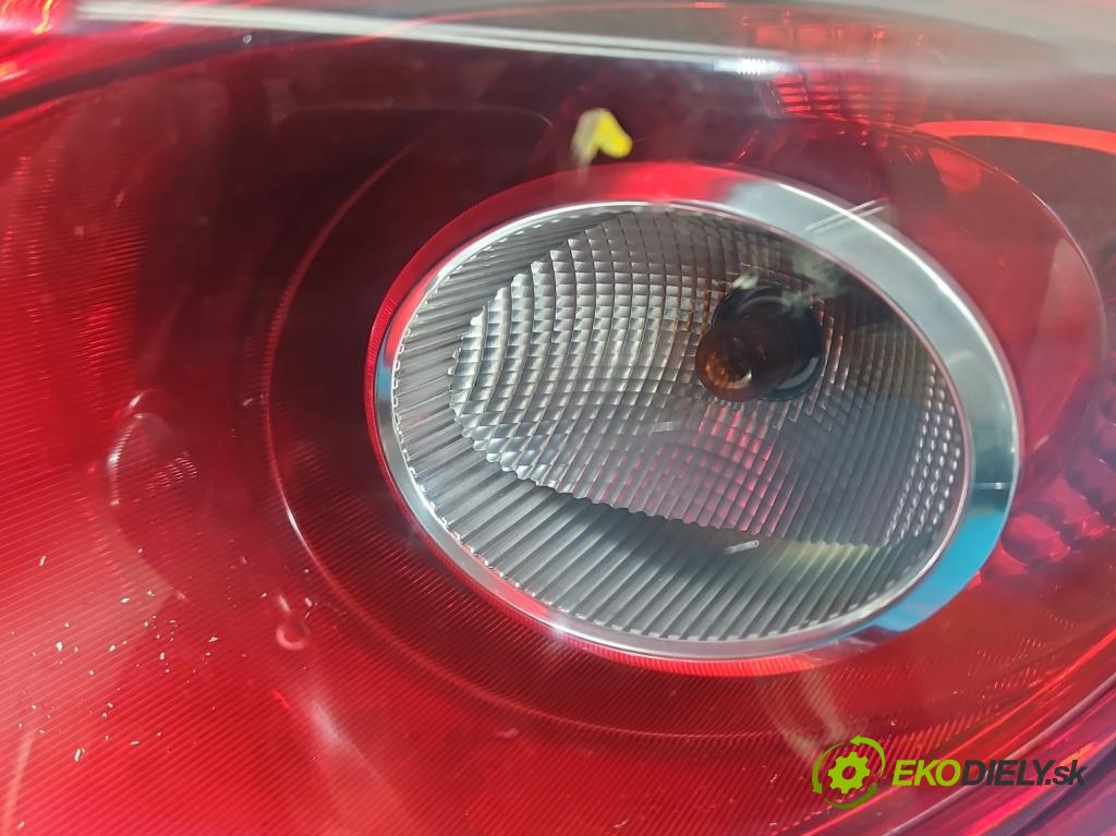 Vw Passat CC 2008-2016 2.0 tdi 170 HP manual 125 kW 1968 cm3 4- svetlo / reflektor zadné pravé 3C8945096D (Kľučka dverí ostatné)