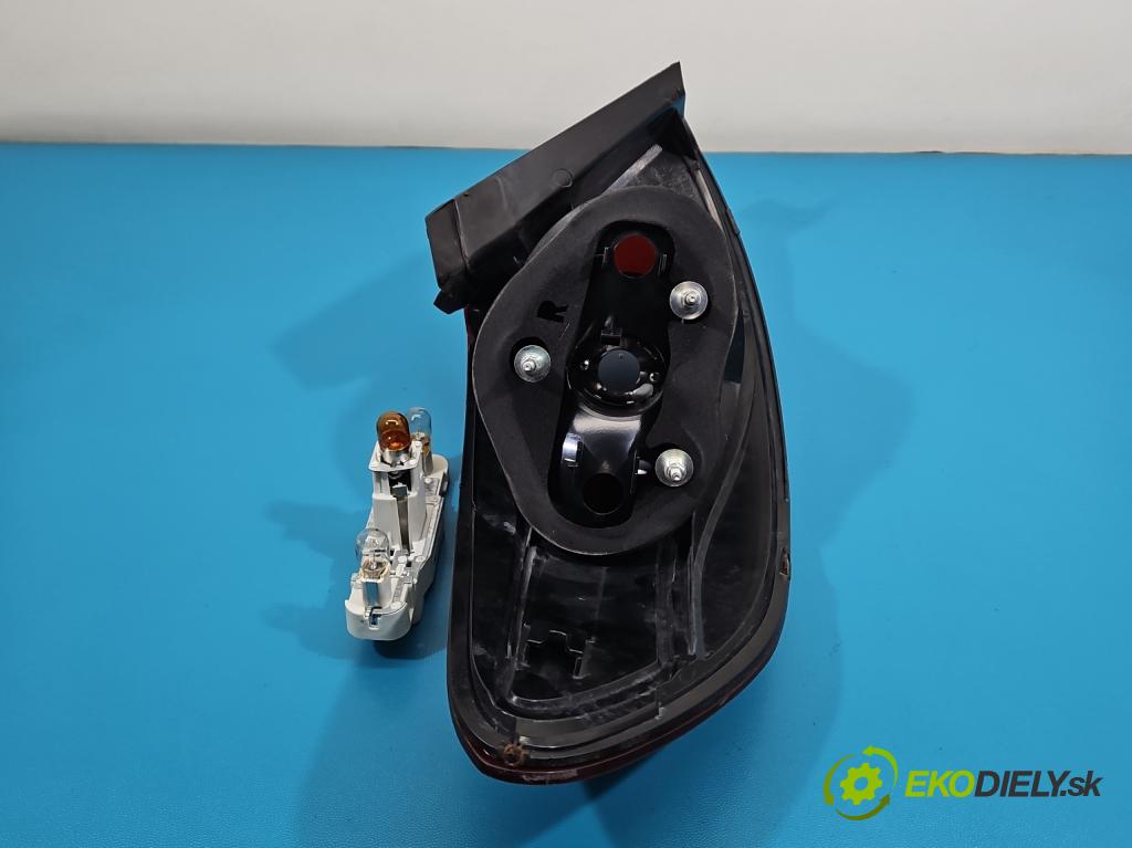 Vw Passat CC 2008-2016 2.0 tdi 170 HP manual 125 kW 1968 cm3 4- svetlo / reflektor zadné pravé 3C8945096D (Kľučka dverí ostatné)