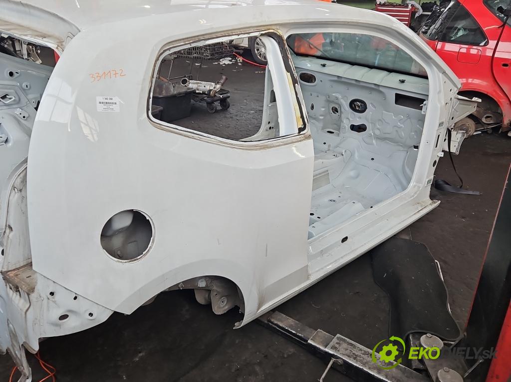 Vw Up 1.0 MPI 60 HP manual 44 kW 999 cm3 3- blatník zadné pravý