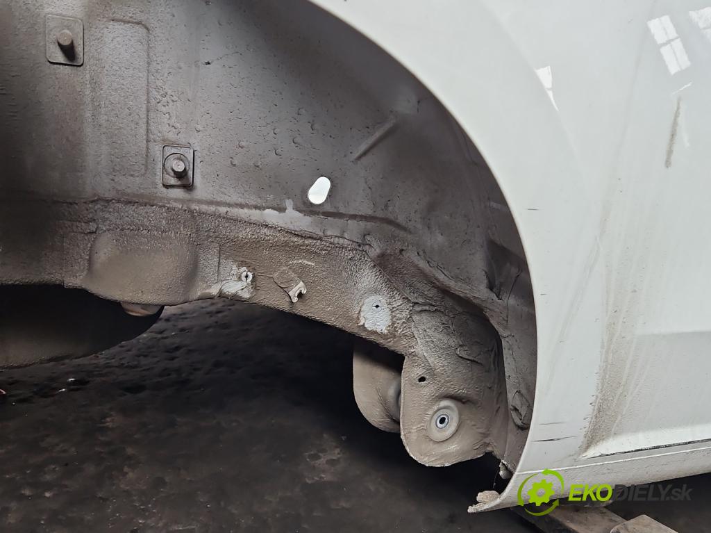 Vw Up 1.0 MPI 60 HP manual 44 kW 999 cm3 3- blatník zadné pravý