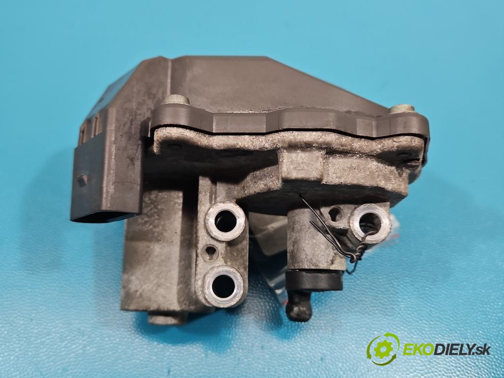 Vw Passat CC 2008-2016 2.0 tdi 170 HP manual 125 kW 1968 cm3 4- Ovladač: klapky: kolektor 03L129086 (Motorček ostatné)